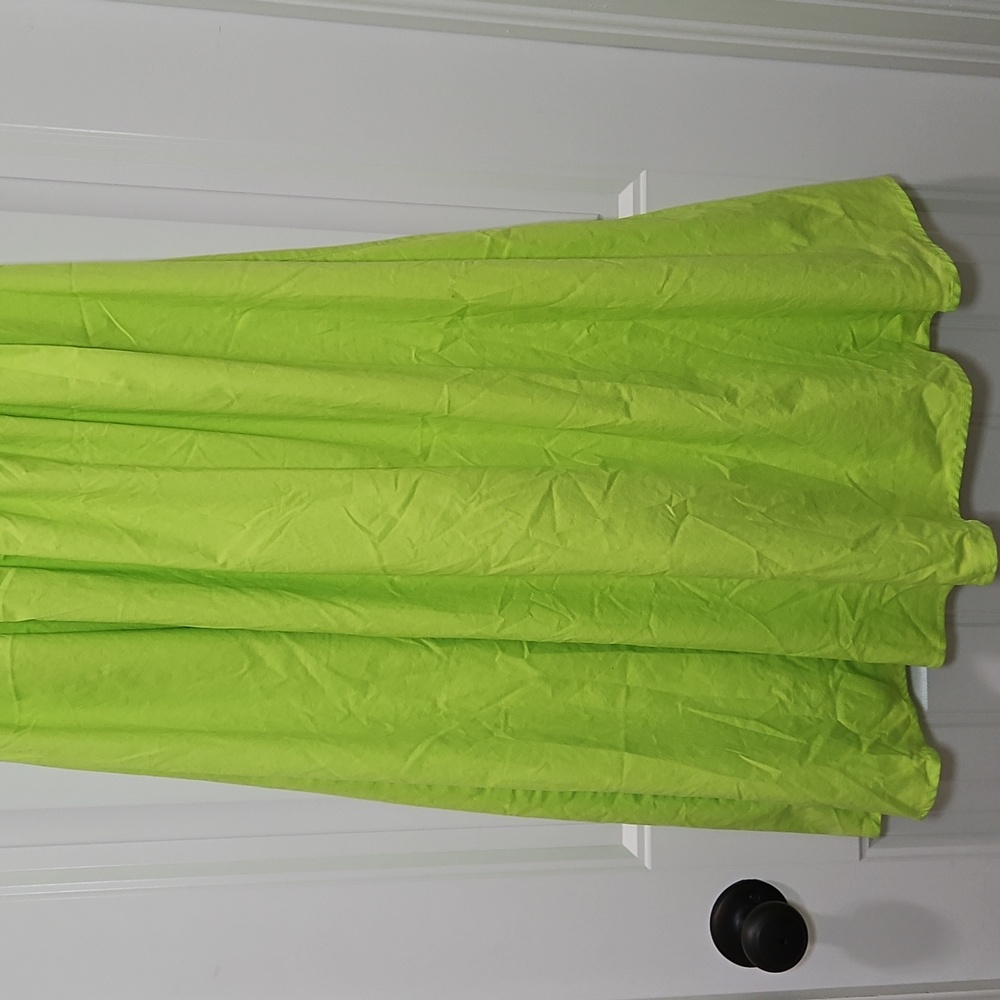 Wayf Strapless Midi Dress - Picture 4 of 9